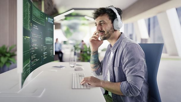 Person that gives IT support